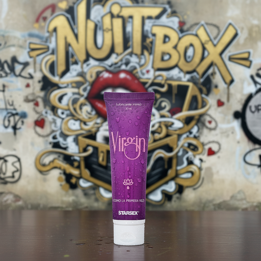 Lubricante íntimo Virgin Starsex sobre mesa, fondo mural Nuit Box, sex shop online en Chile