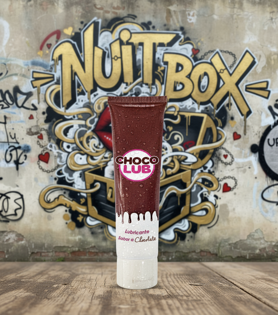 Lubricante Choco Lub sabor chocolate frente a mural de Nuit Box, sex shop online en Chile.